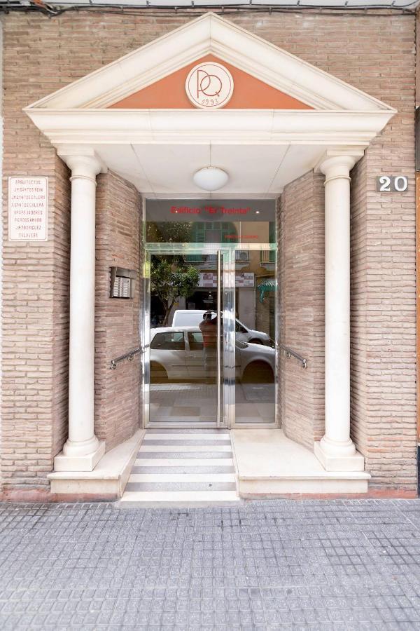 Bhost - La Maestranza Apartment Malaga Exterior photo